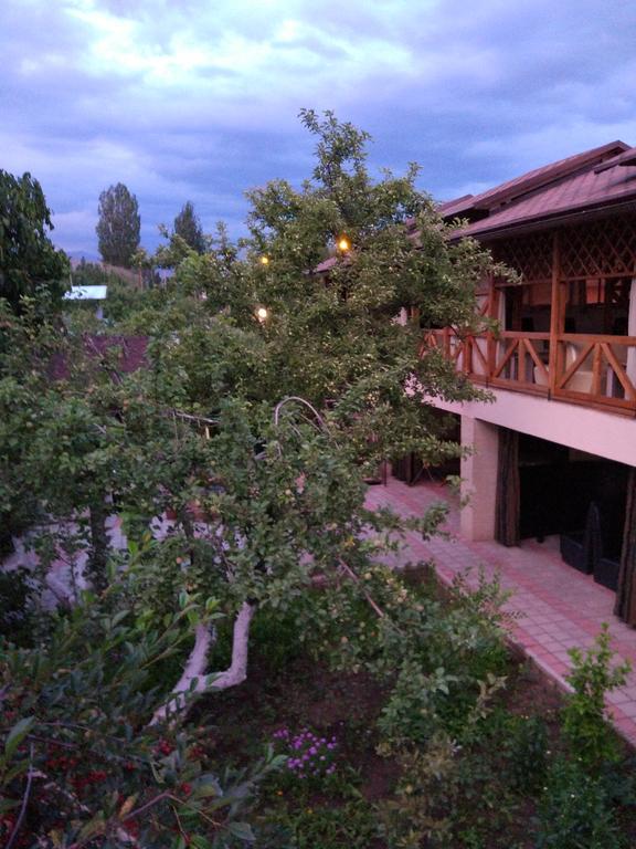Guest House Albatros Cholpon-Ata Kültér fotó